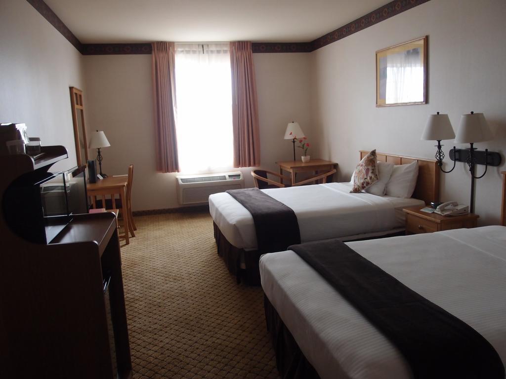 The Inn At Rolling Hills Casino & Resort Корнинг Экстерьер фото