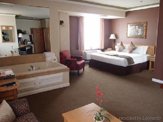 The Inn At Rolling Hills Casino & Resort Корнинг Экстерьер фото